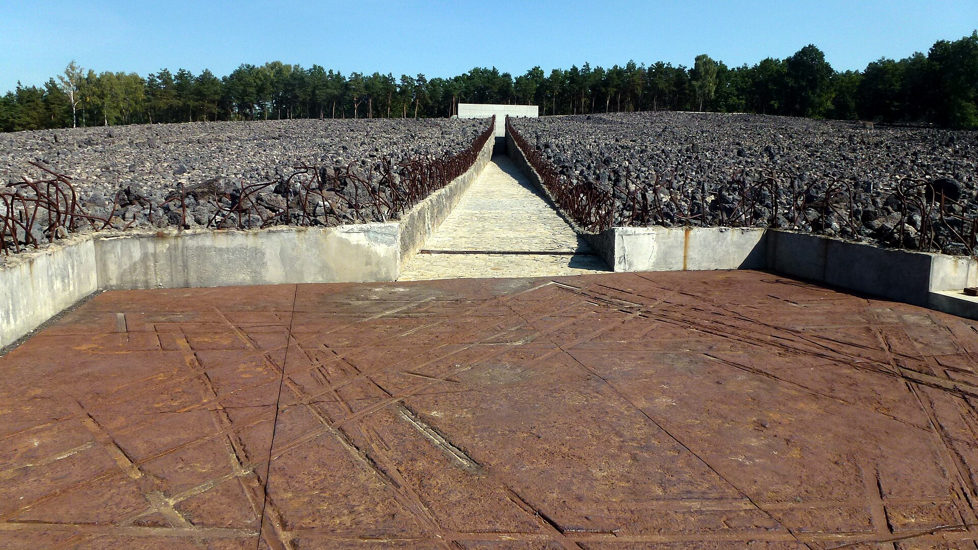 23.04.2026 Między pamięcią a tradycją - Tyszowce i Bełżec